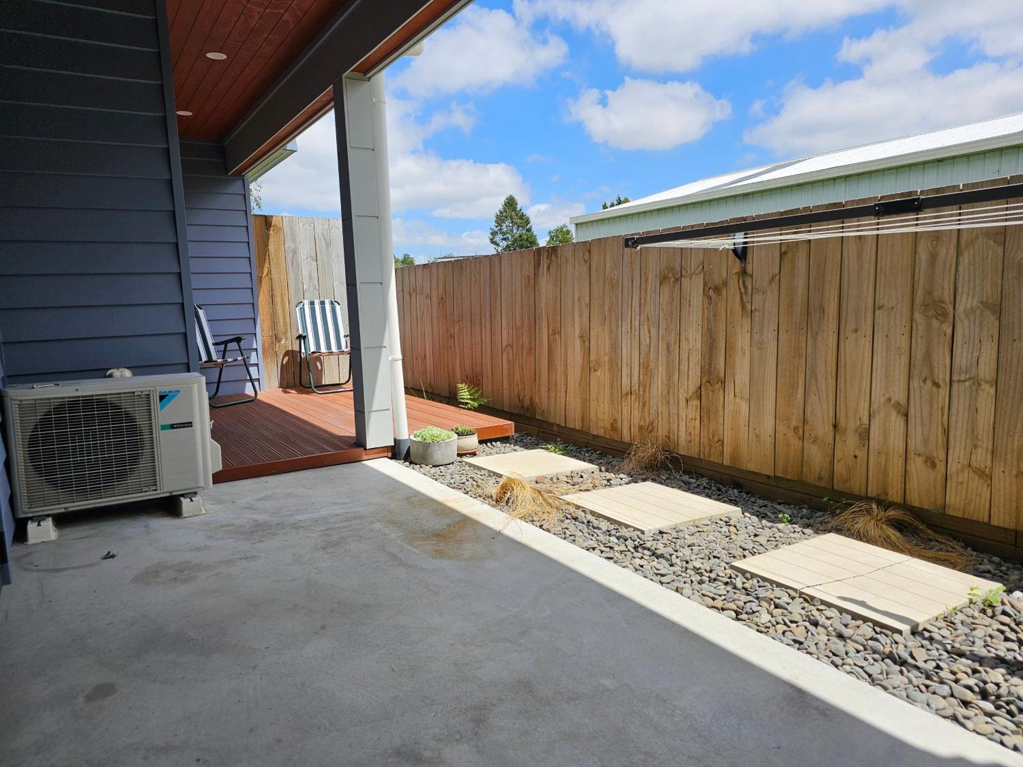 Gazeley Gem Apartment Hamilton Exterior photo